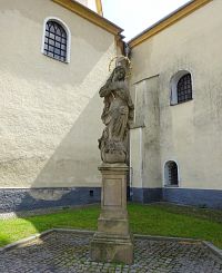 Klimkovice - socha Panny Marie