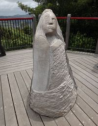 socha matky na vyhlídce