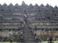 Borobudur hlavní schodiště