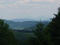 Švarná Hanka pohled na hory,v pozadí Malý a Velký Kriváň