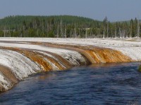 Yellowstone krajina hraje všemi barvami