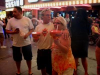 Las Vegas drinky v obřích číších