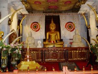 Kandy socha sedícího Buddhy