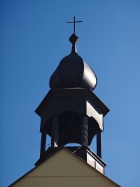 Věřňovice zvonice ve věži kaple