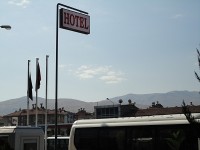 Malatya pohled na hory od hotelu, jen výhled stínil autobus