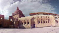 panorama nádvoří Ishak Pasha palace