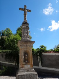 Studénka kříž dole u kostela sv. Bartoloměje