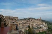 výhled z radniční věže Montalto delle Marche
