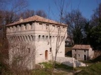 Montalto delle Marche - hrad Porchia (Porchia je městská část Montalto della Marche)
