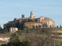 panorama vesničky Appignano del Tronto