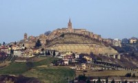panorama vesničky Castignano