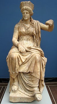 mramorová socha bohyně Cybele