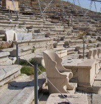 Dionýsovo divadlo: VIP posezení v amfiteátru