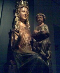 Pokladnice dómu - gotická Madona s žáčkem Ježíškem