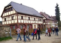 Ostritz, roubený a hrázděný dům s podstávkou