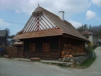 drevený dom
