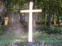 kríž na začiatku kalvárie
