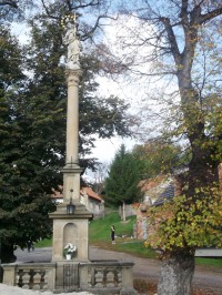 Bojkovice - Morový Mariánsky stĺp a socha sv. Vendelína