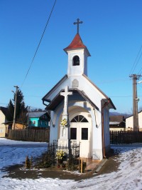 kaplnka a kríž