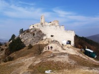 Výlet k tajomnému hradu v Karpatoch