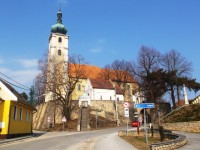 Čachtice - kostol a gotická kaplnka