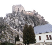 hrad nad kúriou