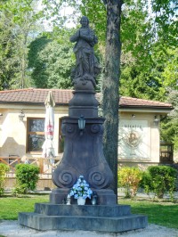socha Panny Márie Immaculaty