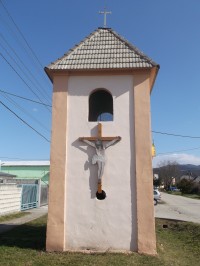 zvonica v obci