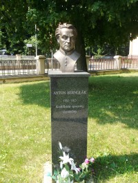 busta Antona Bernoláka - koordinátora spisovnej slovenčiny