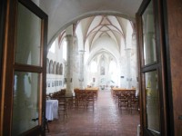 pohľad do vnútra kostola