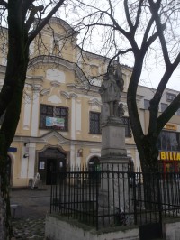 sv. Florián pred budovou múzea