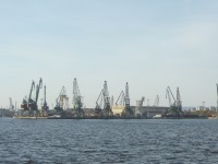 nákladný prístav