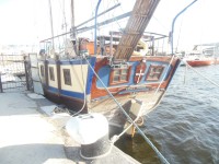 plachetnica v prístave