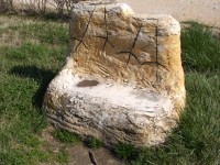 kamenná lavica