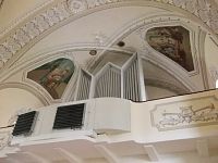 organ na chóru