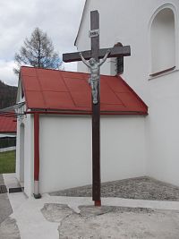 kríž pred obcou