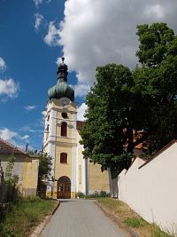 Vranov nad Dyjí - kostol Nanebovzatia Panny Marie a kaplnka sv. Ondreja