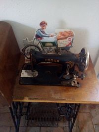 starý šijací stroj