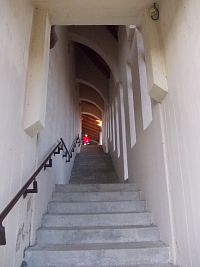 kryté schodište