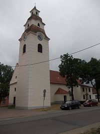 veža a kostol