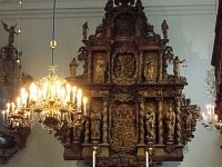 drevený oltár