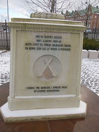 pomník pravdepodobne spomienka na 2.sv.vojnu