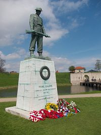 Dánsko - Kodaň - pamätník Vore Faldne - Náš padlý