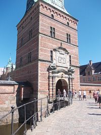 veža s bránou