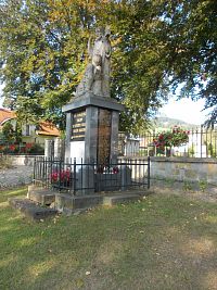 obec Veľké Rovné - pamätník obetí obce z prvej svetovej vojny