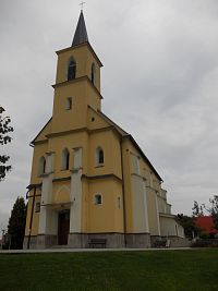 kostol Navštívenia Panny Márie v obci Staškov na Kysuciach