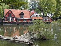 reštaurácia u jazera