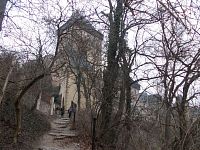 chodník k hradu