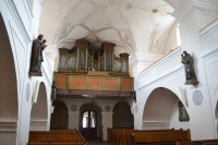 organ z roku 1958 na chóre