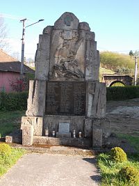 pomník obetí dvoch vojen